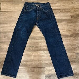 Classic Blue Denim Jeans Levi’s 29x30 dark wash button fly